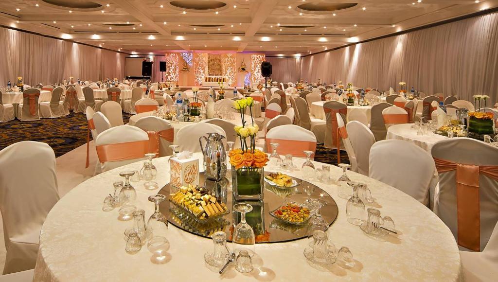 Gulf Executive Residence Al Manamah Esterno foto